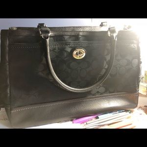 Brand New signature Coach bag with leather strap